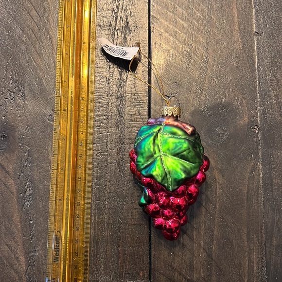 NWT - grape stem with leaf ornament from Macy’s - Picture 4 of 5